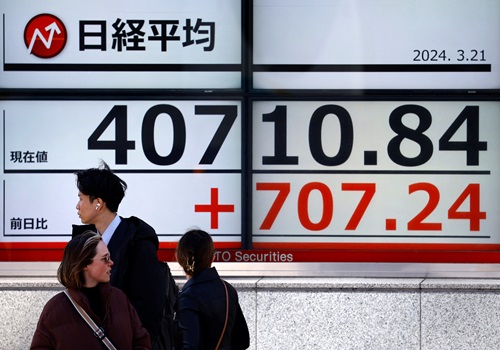 Asian shares end the week with a whimper, yen struggles